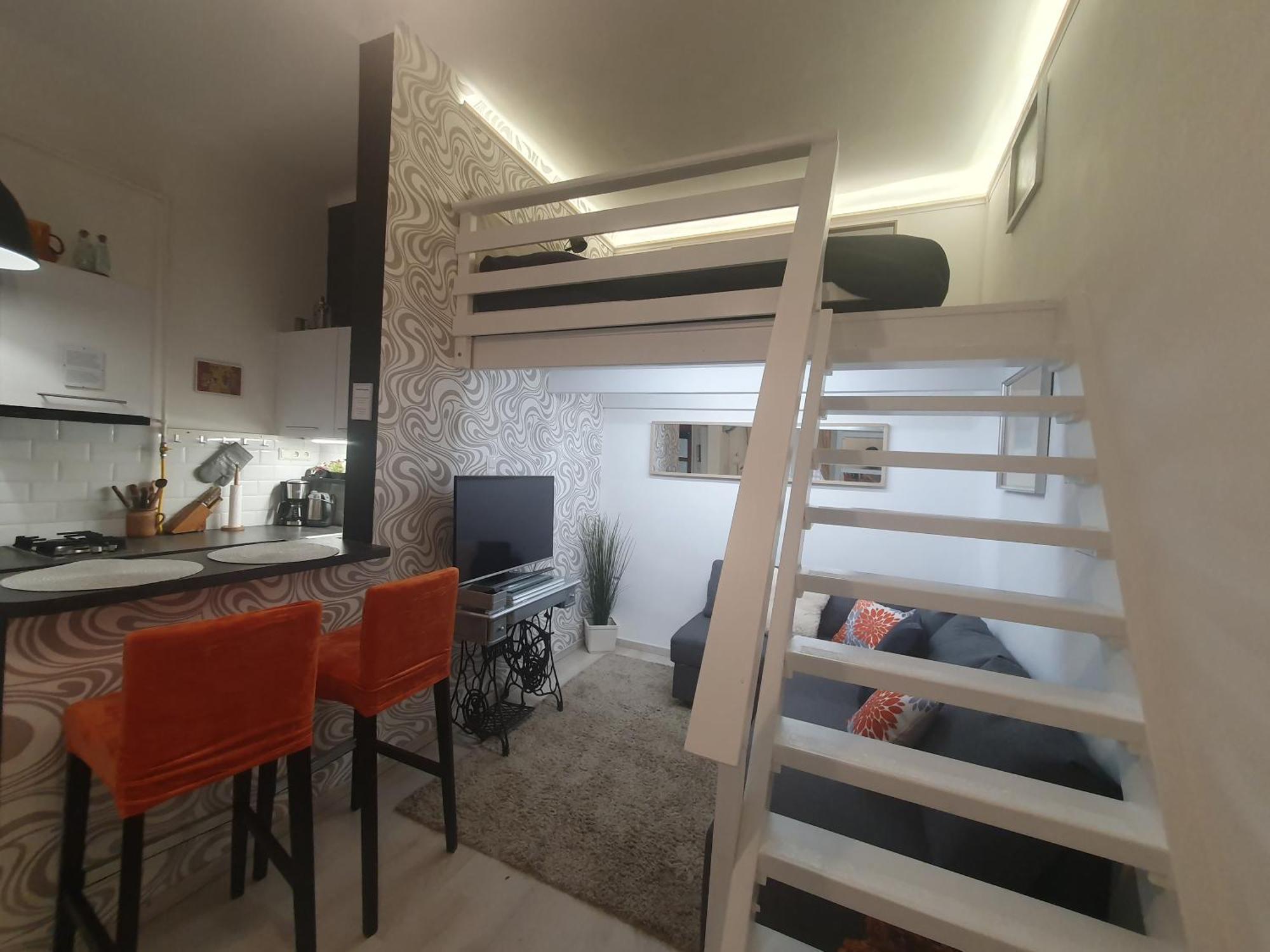 Castlehill Apartman The Perfect Blend Of Urban Living And Sightseeing Convenience Будапешт Экстерьер фото