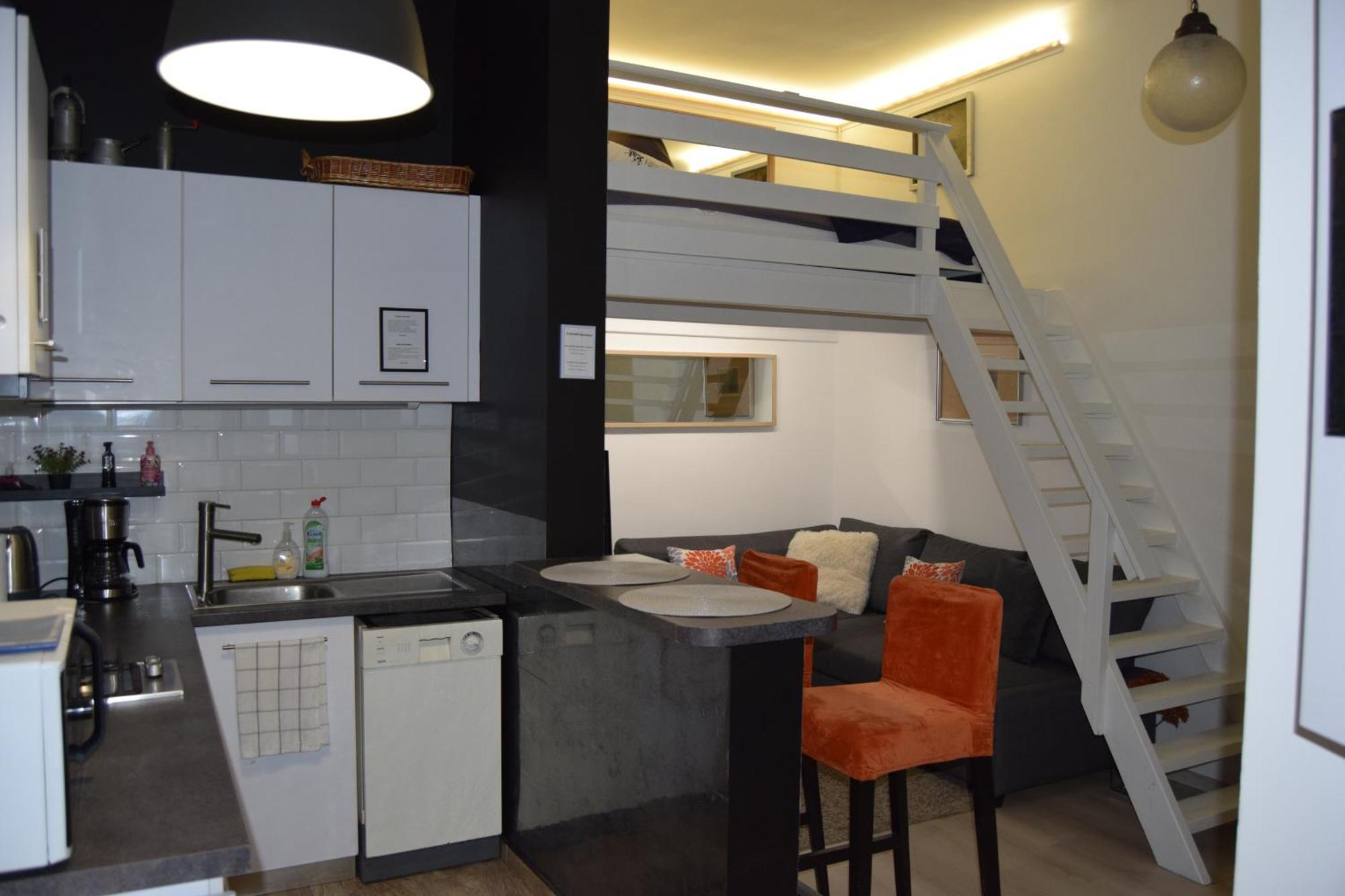 Castlehill Apartman The Perfect Blend Of Urban Living And Sightseeing Convenience Будапешт Экстерьер фото
